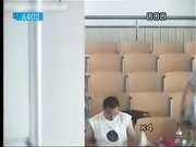 理工大教室门下课还留在阶梯教室做爱是没钱开房还是最求刺激