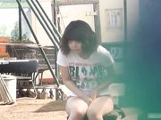 可爱美女公共场所大胆抠逼自慰