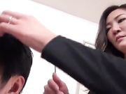 欲求不满婚后熟女上门偷情