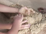 妹子的沙滩狂欢派对