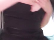 美女主播身材苗条皮肤白皙第五部 道具JJ自慰性感翘臀很是诱惑