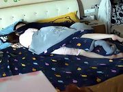 网络摄像头夫妻下午睡醒来一炮侧入式