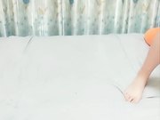 两个年轻漂亮小嫩妹和一男炮友玩黄播 年轻肉体 口交啪啪