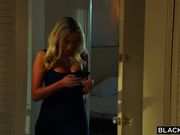 美女奶子浑圆肉肉身材极品插入抽插停不了