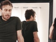 与爸爸的女友偷欢