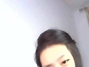 全程露脸先来点脉动激情抠逼到高潮喷水