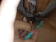 各种花招玩稚嫩漂亮的大学干女儿,妹子被折磨的一次次高潮