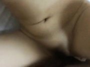 再操偷情邻家骚少妇 手扶鸡巴入骚穴