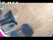 高颜值娇妻穿诱惑黑丝卧室多P