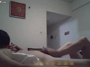 洗浴中心一次叫上两个小姐玩丝足 感觉真的双爆了