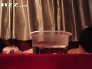 刚大学毕业的小马哥会所体验一条龙服务这小姐为了节约成本用水推油