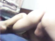 少妇家中约炮激情内射后不满足拿啤酒瓶强行塞