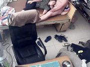 水滴摄像头监控偷拍小姐姐吃着大鸡巴用手机玩自拍