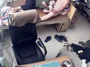 水滴摄像头监控偷拍小姐姐吃着大鸡巴用手机玩自拍