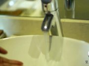 豪乳级美女凯竹放浪诱惑《迷醉洗手池》 高跟丰乳 脱掉内内挑逗你