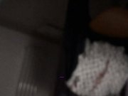 嫩嫩的女友很配合，口交后入各种姿势都配合