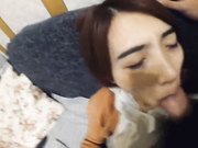 台湾黑丝爆乳女神『蓝媚儿』勾引快递做爱 无套猛操中出