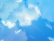 阳光正好的校园操场一角