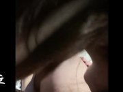 将阴茎含入嘴内然深喉咙让你爽到射 口交口爆