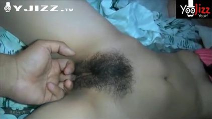 网友投稿自拍禽兽叔叔把侄女灌醉强搞了1