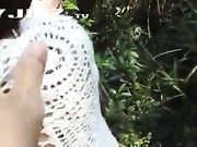 野战真刺激 初次在小树林操豹纹短裙大屁股女友