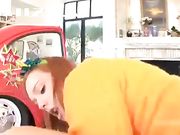 美国年轻小情侣万圣节乔装打扮来做爱