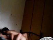 大学情侣逃课到学校附近旅馆开房打炮自拍 完事后还把自己用过的纸装起来带走