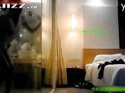 纯情小护士吉泽明步 鸡巴太大第一个美女受不了跑了 第二个尽力服务也被操得哀鸣不已