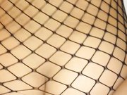 身材纤细奶子却很大的骚妹子连体镂空网袜被猛男爆操高潮迭起尖叫