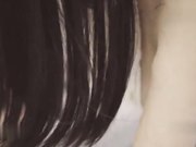 拍完写真潜规则美乳模特对着镜子做爱喜欢把精子射人家肚皮上