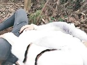 因为疫情大学迟迟没开学寂寞的大学生情侣上完网课到茶园野战