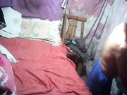 对白有趣大爷窝棚嫖妓干之前先来一口不知道啥玩意