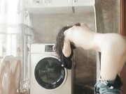 色弟弟午休工作间勾引强操极品S级身材骚姐姐 扒下牛仔裤后入不停怼操