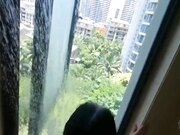 上海99年气质漂亮的美女大学生和外籍男友高级公寓啪啪自拍