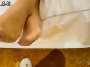 怒操新勾搭的实习空姐 制服开档灰丝无套抽插 白浆四溢