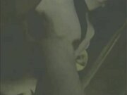 年轻嫩妹纸喝醉昏昏欲睡中被大鸡巴侵入最后快速抽插还是给干醒了