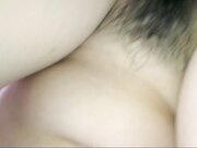 小年轻AV看多了操逼姿势真不少 女友一脸无奈