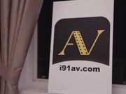 国产剧情AV麻豆MD0047醉酒欲女邻居意外进错房性感诱惑