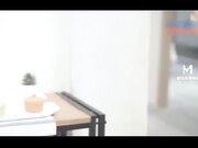 本土超人氣女優夢夢演繹情慾人妻偷腥大挑戰 趁夫洗澡間隙與男優無套啪啪內射