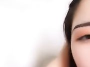 女神思瑞手机直播和眼镜男啪啪啪 据她说是个送了很多礼物的粉丝