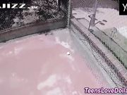 刚认识的运动女孩在球场给我舔鸡巴 然后骗到出租屋一顿狂草