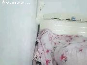 花了800元招嫖学生妹回家做爱 压抑了好久的欲望在快炮抽插中释放