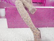 新晋激情女主播李桐初次表演 性感豹纹刷阴道假阳具虐双穴