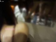 约炮隔壁邻居家的小姐姐 扒开内裤发现阴毛很稀疏