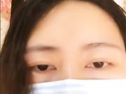 宅男撸管推荐大学生兼职女主播带口罩开直播大喊:官人我要玩逼逼和狼友分享经验