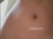 19岁萝莉主播喝大啤喝高了 家中直播舔爸爸的大鸡吧