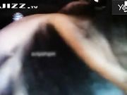 网红瞳孔MM近距離展示超级粉嫩的小鲍后直播舔表弟的小鸡巴