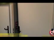 刚应聘上岗的华裔小森哥趁着公司没人冒充老板上了前来求职的欧洲洋妞