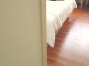 极品白虎制服少女『徐爱丽』玩手机 脱掉内内多姿势一顿操