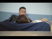 风韵犹存的小姐姐家里穿着性感黑丝激情啪啪